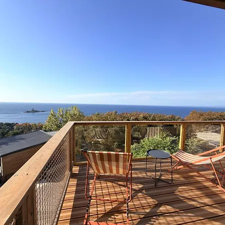 Holiday home Vue Panoramique Terrasse *